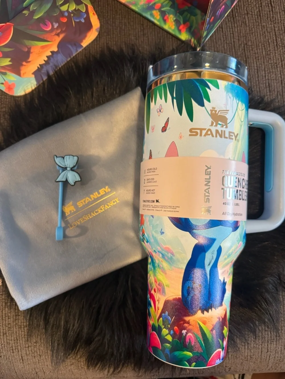 Stanley Quencher Tumbler with Blue & Teal Lilo & Stitch Art - Picture 3 of 7